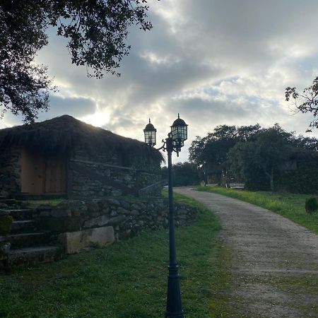 Complejo Rural El Prado Hotell Logrosán Exteriör bild