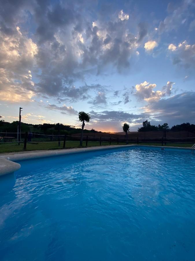 Complejo Rural El Prado Hotell Logrosán Exteriör bild