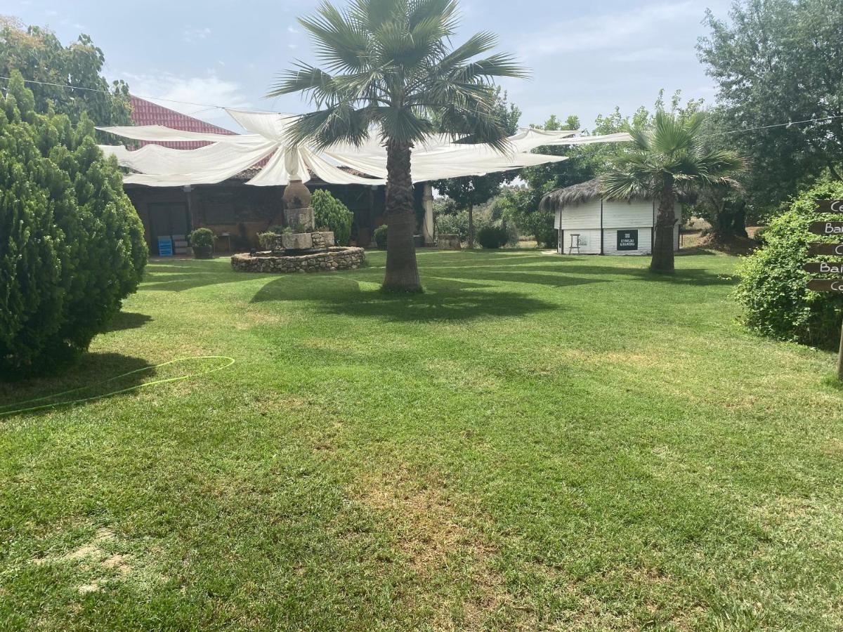 Complejo Rural El Prado Hotell Logrosán Exteriör bild