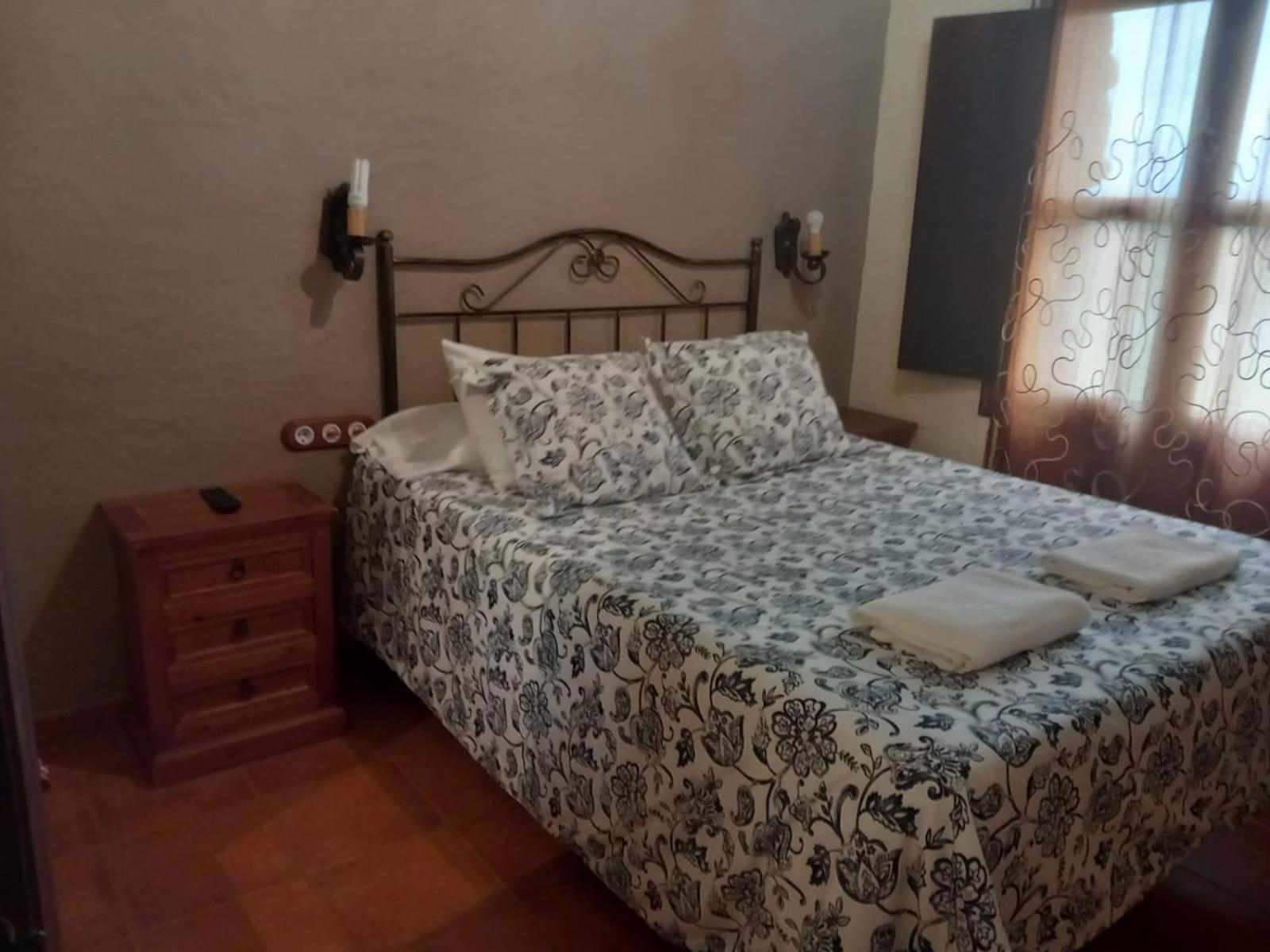 Complejo Rural El Prado Hotell Logrosán Exteriör bild