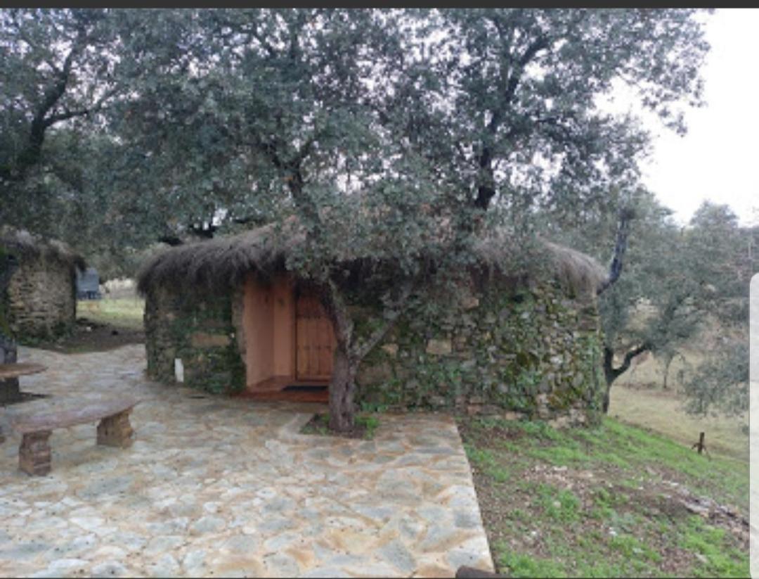 Complejo Rural El Prado Hotell Logrosán Exteriör bild