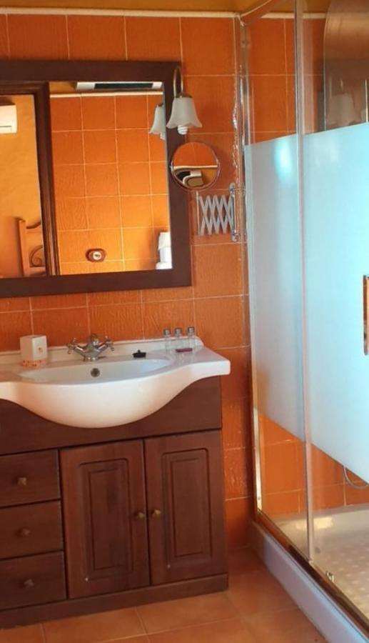Complejo Rural El Prado Hotell Logrosán Exteriör bild