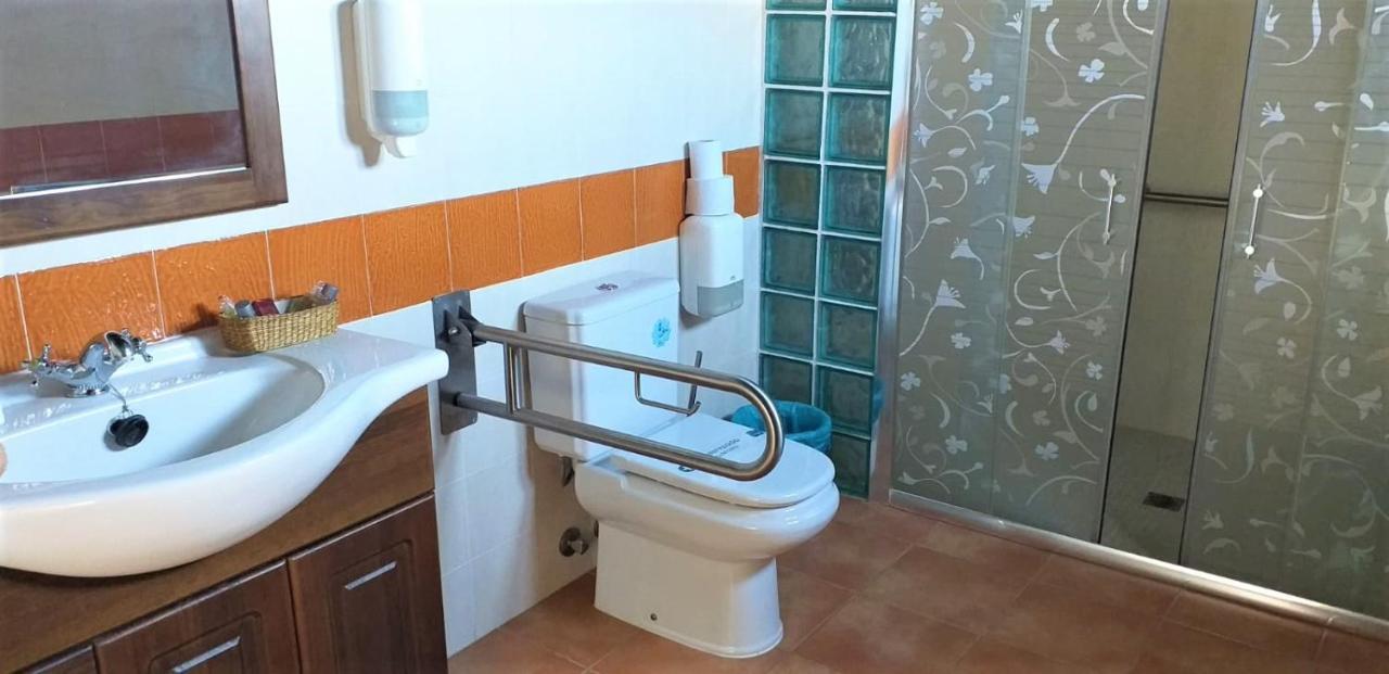 Complejo Rural El Prado Hotell Logrosán Exteriör bild