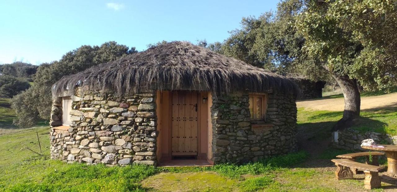 Complejo Rural El Prado Hotell Logrosán Exteriör bild